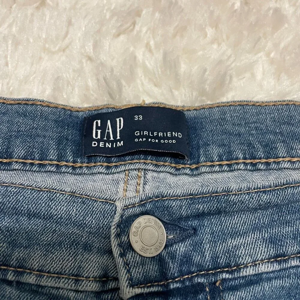 GAP Denim Size 33 Girlfriend Women Embroidered Flower Jeans - Picture 2 of 8